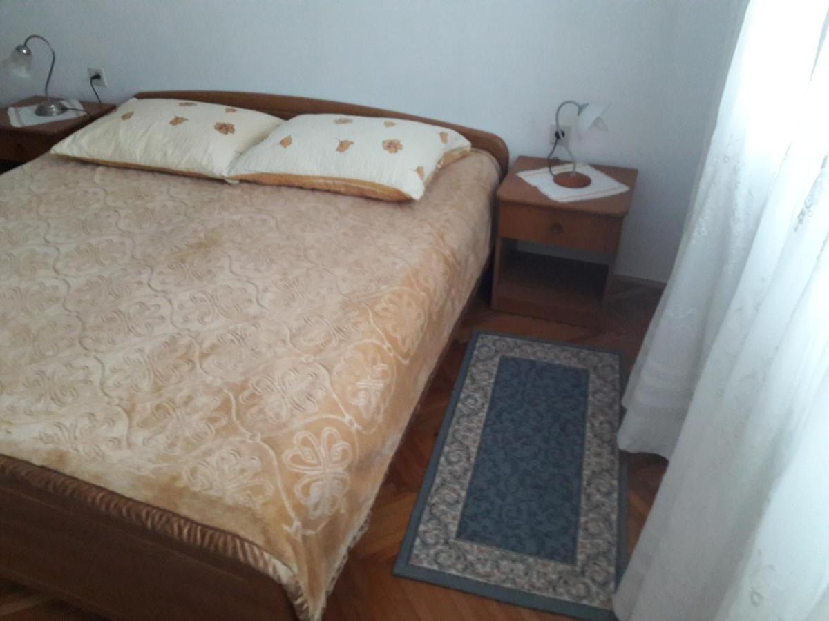 Apartment Bise Rogoznica  Buitenkant foto